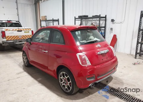 2015 Fiat 500 Sport z USA, uszkodzony, nr VIN 3C3CFFBR6FT616036